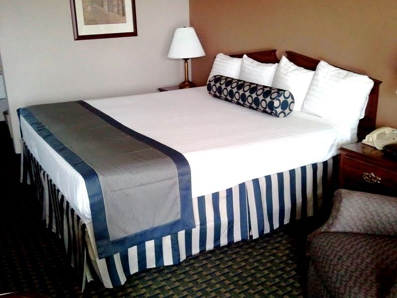 Magnuson Hotel Red Baron Garden City Rom bilde